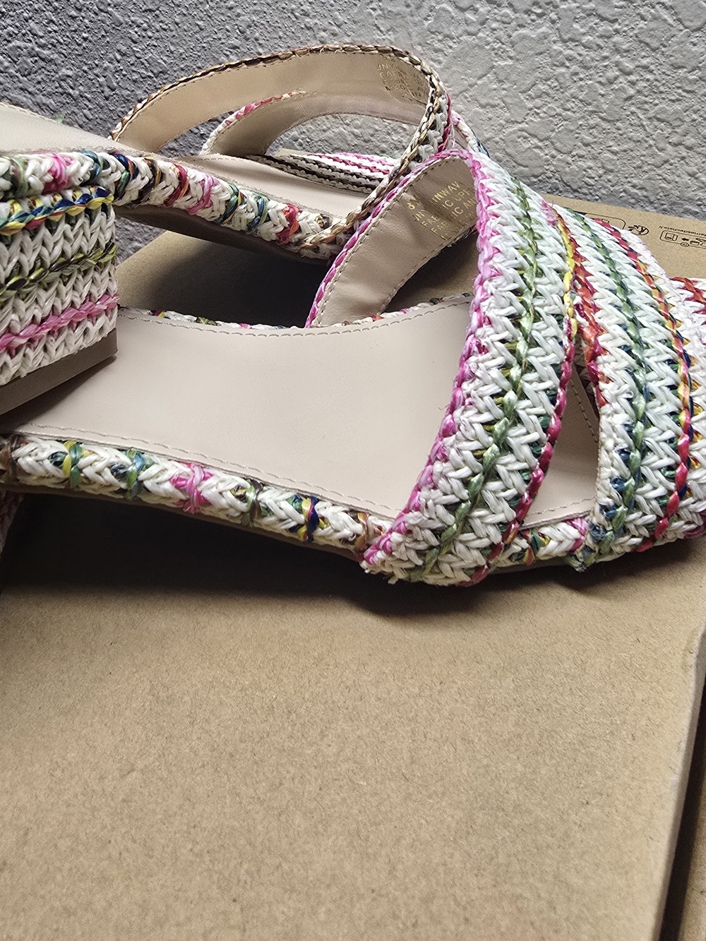 Woven Multicolor Strappy Women's Sandals Size 8